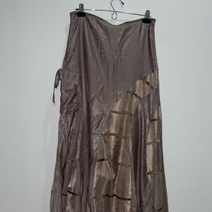 Metallic Mesh cargo skirt
